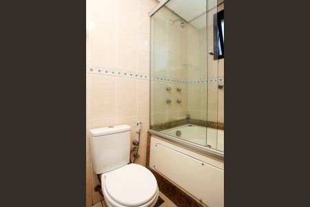 Apartamento à venda com 130m², 3 quartos e 3 vagasBanheiro 1 Quarto Suíte
