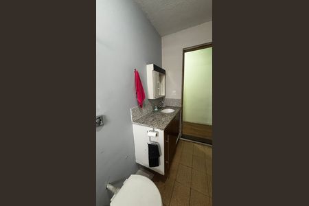 Casa para alugar com 235m², 3 quartos e 2 vagasBanheiro
