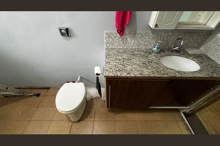 Casa para alugar com 235m², 3 quartos e 2 vagasBanheiro