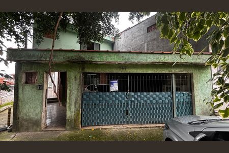 Casa para alugar com 235m², 3 quartos e 2 vagasFachada