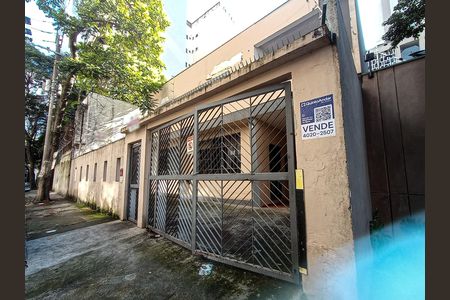 Fachada de casa para alugar com 3 quartos, 190m² em Jardim das Acacias, São Paulo