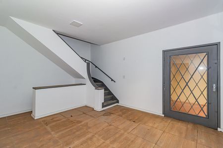 Casa para alugar com 3 quartos, 190m² em Jardim das Acacias, São Paulo