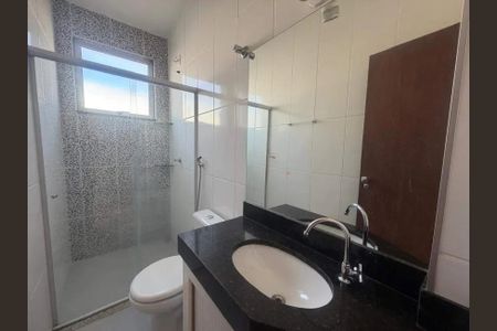 Banheiro de apartamento para alugar com 2 quartos, 60m² em Nova Granada, Belo Horizonte