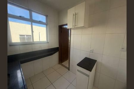 Cozinha de apartamento para alugar com 2 quartos, 60m² em Nova Granada, Belo Horizonte