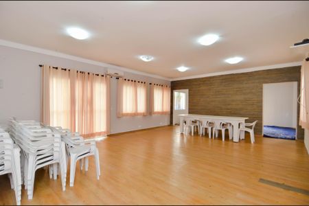 Apartamento à venda com 60m², 2 quartos e 1 vaga Apartamento à venda com 60m², 2 quartos e 1 vagaÁrea comum - Salão de festas