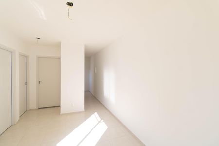 Sala de apartamento para alugar com 2 quartos, 47m² em Campo Grande, Rio de Janeiro