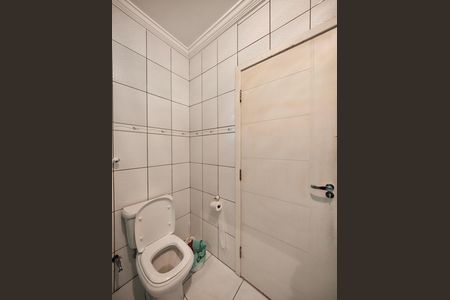 Casa de condomínio à venda com 637m², 3 quartos e 5 vagasBanheiro da suíte 3
