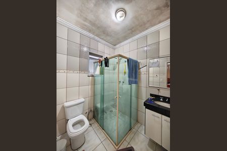 Casa de condomínio à venda com 637m², 3 quartos e 5 vagasBanheiro da suíte 2