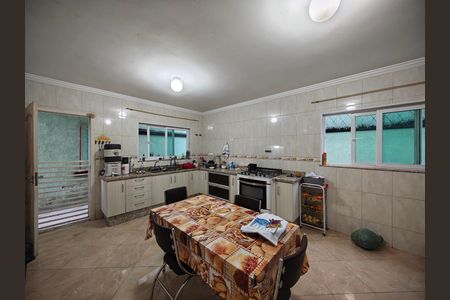 Casa de condomínio à venda com 637m², 3 quartos e 5 vagasCozinha