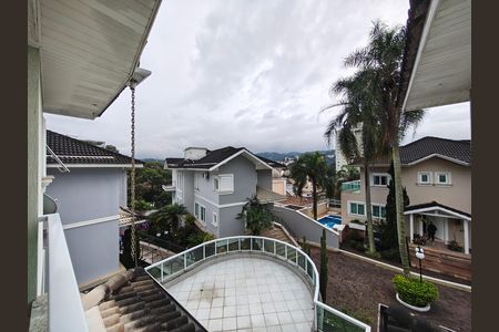 Casa de condomínio à venda com 637m², 3 quartos e 5 vagasVista da sacada suíte 3