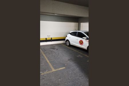 1 vaga livre de apartamento para alugar com 3 quartos, 80m² em Buritis, Belo Horizonte