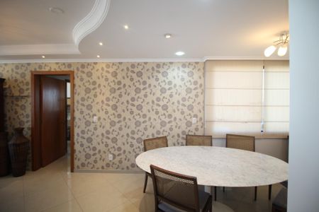 Apartamento à venda com 80m², 3 quartos e 2 vagasSala