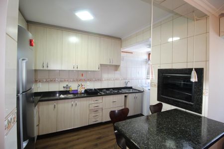Apartamento à venda com 80m², 3 quartos e 2 vagasCozinha