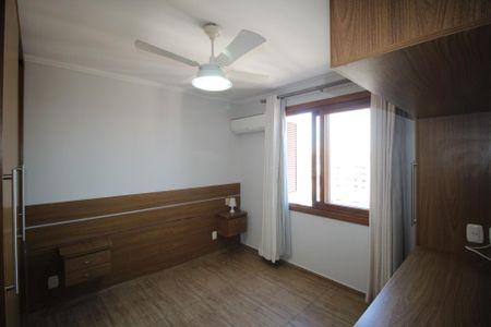 Apartamento à venda com 80m², 3 quartos e 2 vagasSuíte 1