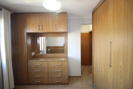 Apartamento à venda com 80m², 3 quartos e 2 vagasSuíte 1