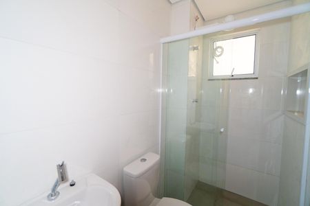 Banheiro de apartamento para alugar com 1 quarto, 25m² em Jardim Oriental, São Paulo