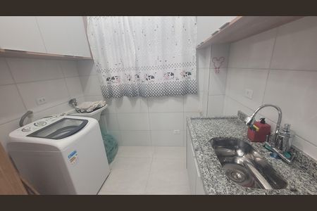 Apartamento à venda com 57m², 2 quartos e sem vaga Apartamento à venda com 57m², 2 quartos e sem vagaCozinha e Área de Serviço