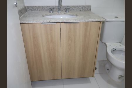 Apartamento à venda com 91m², 2 quartos e 2 vagasBanheiro suíte 1