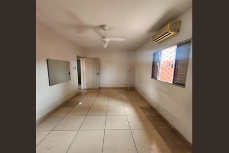 Quarto de casa para alugar com 2 quartos, 160m² em Saboó, Santos