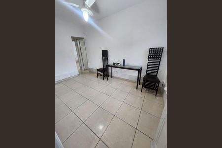 Sala de casa para alugar com 2 quartos, 160m² em Saboó, Santos