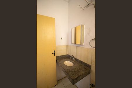 Apartamento para alugar com 70m², 3 quartos e sem vagaBanheiro