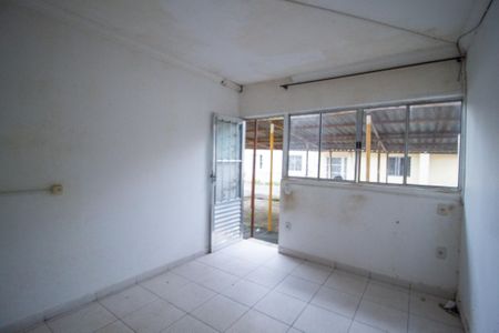 Sala de apartamento para alugar com 2 quartos, 70m² em Jardim Simus, Sorocaba