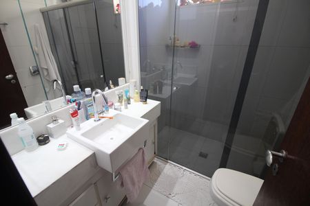 Apartamento para alugar com 100m², 3 quartos e 2 vagasBanheiro