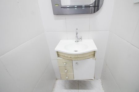 Casa de condomínio à venda com 115m², 2 quartos e 1 vagaBanheiro