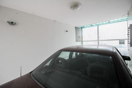 Casa de condomínio à venda com 115m², 2 quartos e 1 vagaGaragem