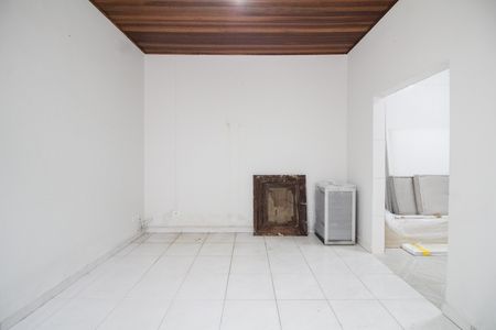 Sala de casa de condomínio à venda com 2 quartos, 115m² em Vila Claudia, São Paulo