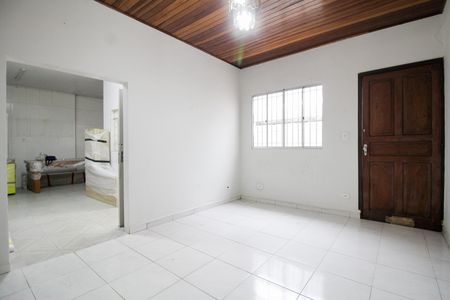 Casa de condomínio à venda com 115m², 2 quartos e 1 vagaSala