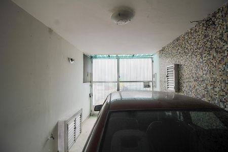 Casa de condomínio à venda com 115m², 2 quartos e 1 vagaGaragem