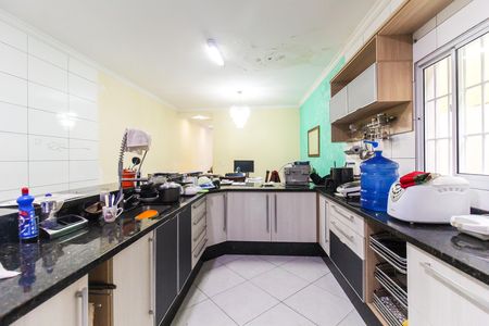 Casa para alugar com 336m², 3 quartos e 2 vagasCozinha