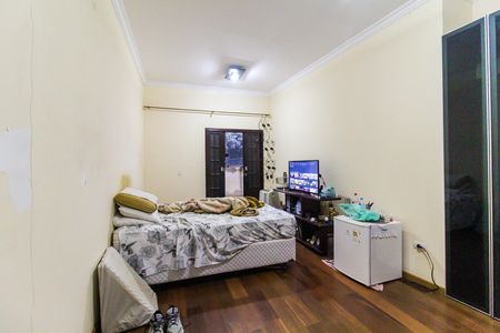 Casa para alugar com 336m², 3 quartos e 2 vagasSuíte