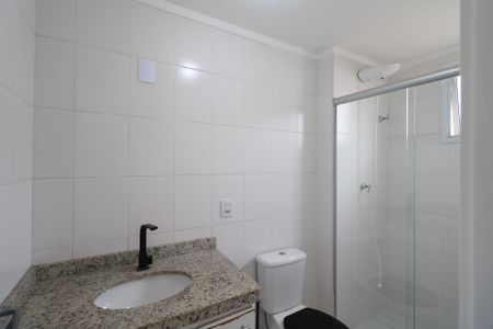 Banheiro da Suíte de apartamento para alugar com 3 quartos, 62m² em Centro, Diadema