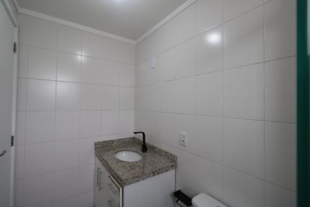 Banheiro da Suíte de apartamento para alugar com 3 quartos, 62m² em Centro, Diadema