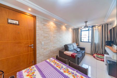 Sala de apartamento à venda com 2 quartos, 45m² em Vila Aquilino, Santo André