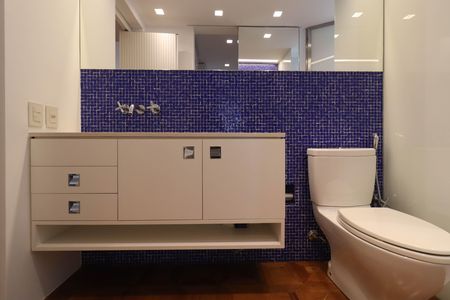 Apartamento para alugar com 110m², 2 quartos e 2 vagasBanheiro da Suíte 1