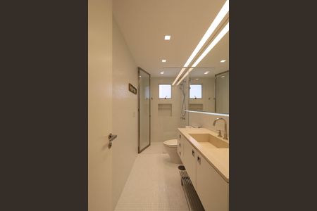 Apartamento para alugar com 110m², 2 quartos e 2 vagasBanheiro da Suíte 2