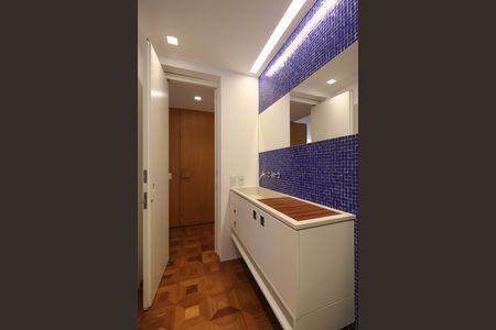 Apartamento para alugar com 110m², 2 quartos e 2 vagasBanheiro da Suíte 1