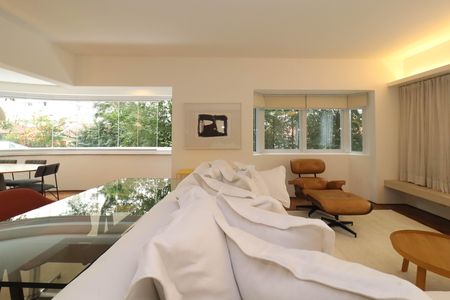 Apartamento para alugar com 110m², 2 quartos e 2 vagasSala