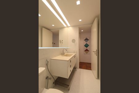 Apartamento para alugar com 110m², 2 quartos e 2 vagasBanheiro da Suíte 2
