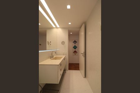 Apartamento para alugar com 110m², 2 quartos e 2 vagasBanheiro da Suíte 2