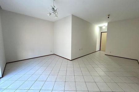 Apartamento para alugar com 105m², 3 quartos e 2 vagasSala 