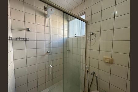 Apartamento para alugar com 105m², 3 quartos e 2 vagasBanheiro suíte 