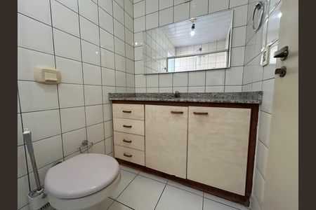 Apartamento para alugar com 105m², 3 quartos e 2 vagasBanheiro suíte 
