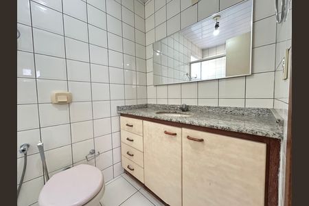 Apartamento para alugar com 105m², 3 quartos e 2 vagasBanheiro suíte 