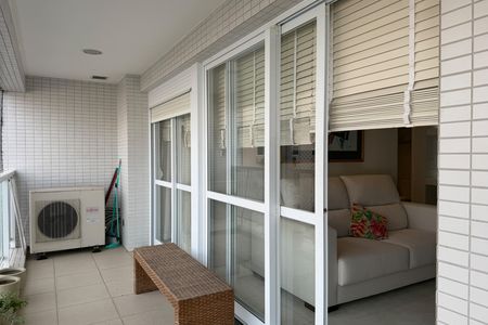 Apartamento para alugar com 90m², 2 quartos e 1 vagaVaranda da Sala e Quarto