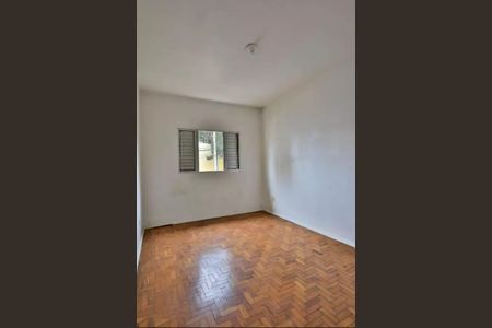 Casa à venda com 90m², 2 quartos e 1 vagaQuarto