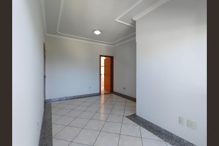 Sala de apartamento para alugar com 3 quartos, 90m² em Planalto, Uberlândia